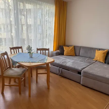 Appartement Yassen - Apartma S Vyhledem Na Bazen Sunny Beach